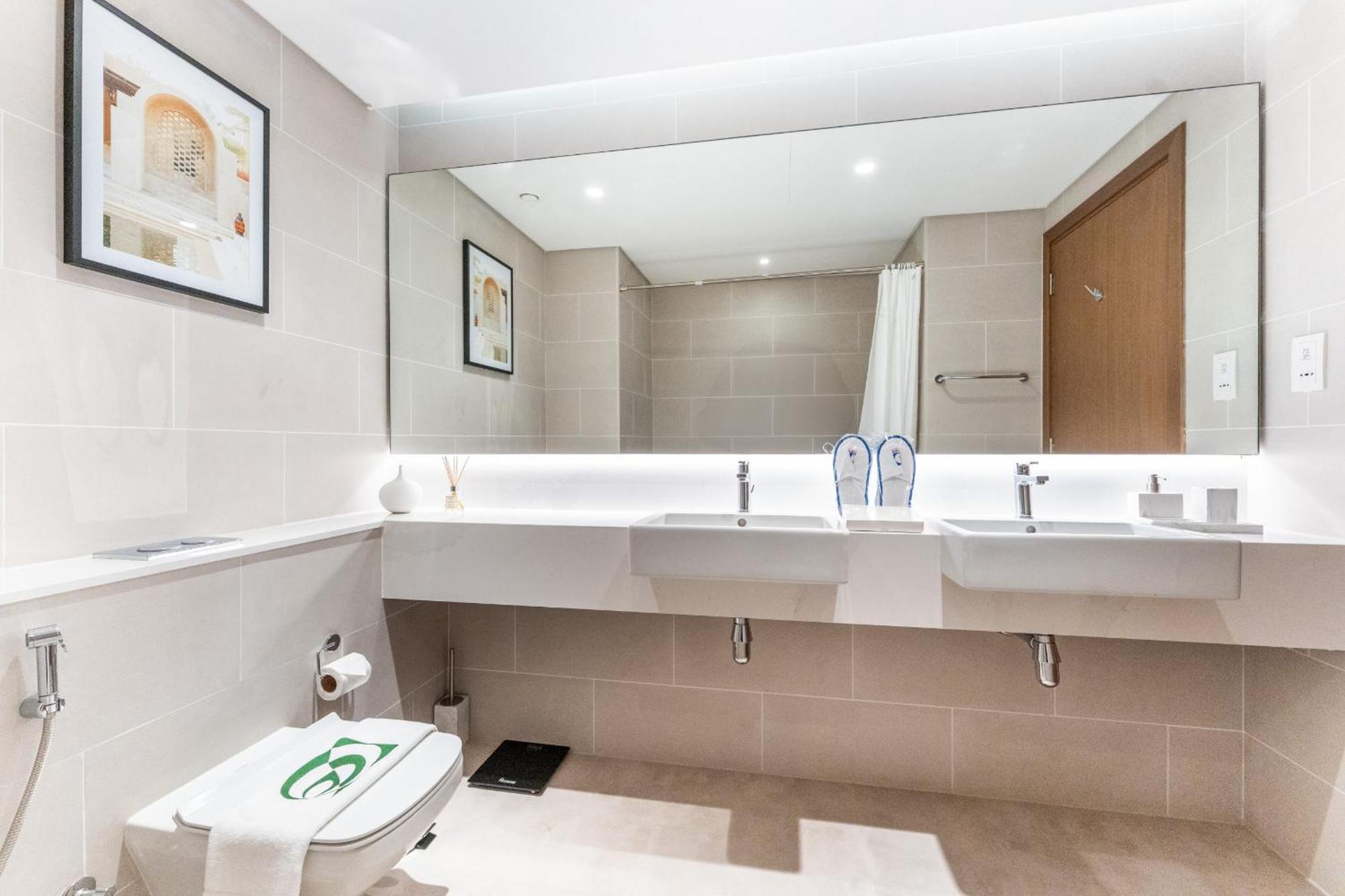 1 Bedroom In Canal Front Al Wasl By Pk Holidays Apartment *